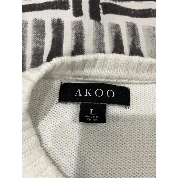 AKOO MENS EMBROIDERED FOX SWEATER SIZE LARGE CHINA VGC! - Picture 5 of 11